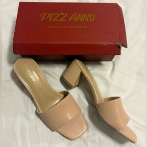 Women's Tan Block Heel Sandals